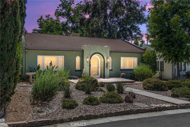 618 Cypress Circle, Redlands, CA 92373