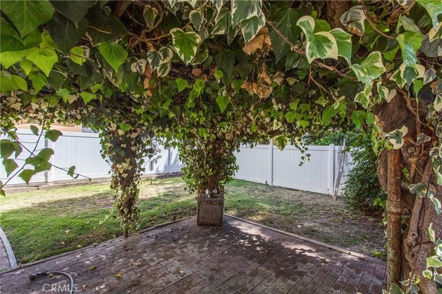 618 Cypress Circle, Redlands, CA 92373