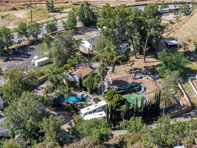 28717 Bouquet Canyon, Saugus, CA 91390