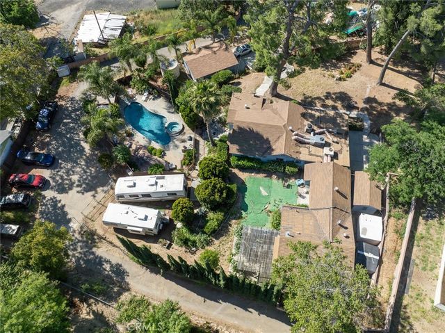 28717 Bouquet Canyon, Saugus, CA 91390