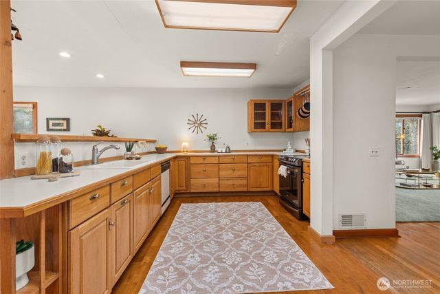 9619 SW 268th Street, Vashon, WA 98070