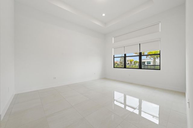 13062 Florida Crane Drive, Palm Beach Gardens, FL 33412