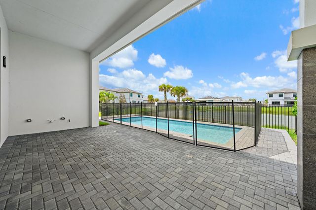 13062 Florida Crane Drive, Palm Beach Gardens, FL 33412