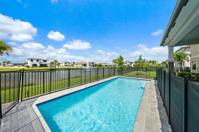 13062 Florida Crane Drive, Palm Beach Gardens, FL 33412