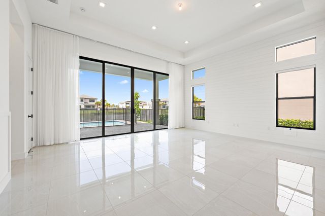 13062 Florida Crane Drive, Palm Beach Gardens, FL 33412