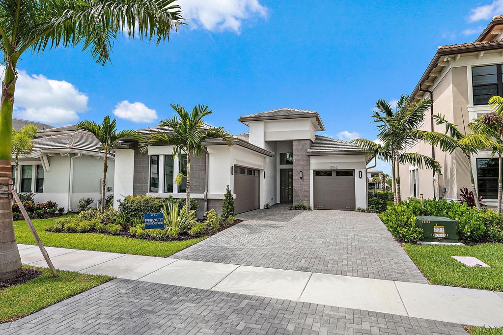 13062 Florida Crane Drive, Palm Beach Gardens, FL 33412