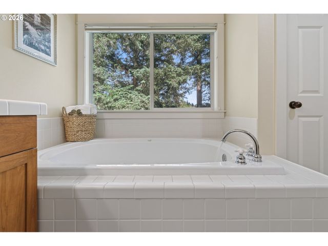15190 Sw 139TH Ave, Portland, OR 97224