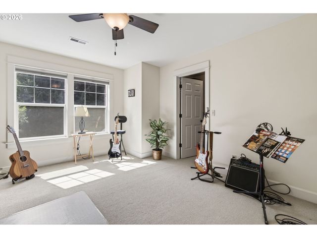 15190 Sw 139TH Ave, Portland, OR 97224