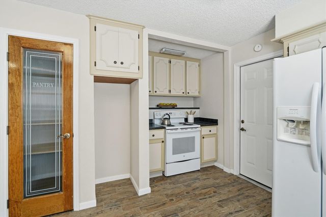 523 White Wing Court, Dickinson, TX 77539