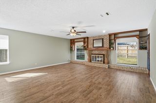 523 White Wing Court, Dickinson, TX 77539