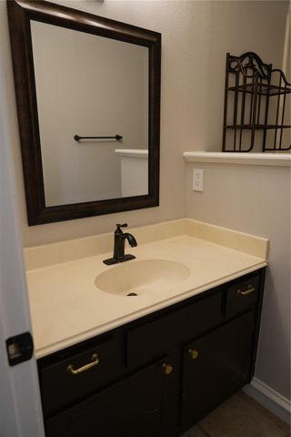 17115 Kings Walk Lane, Houston, TX 77070