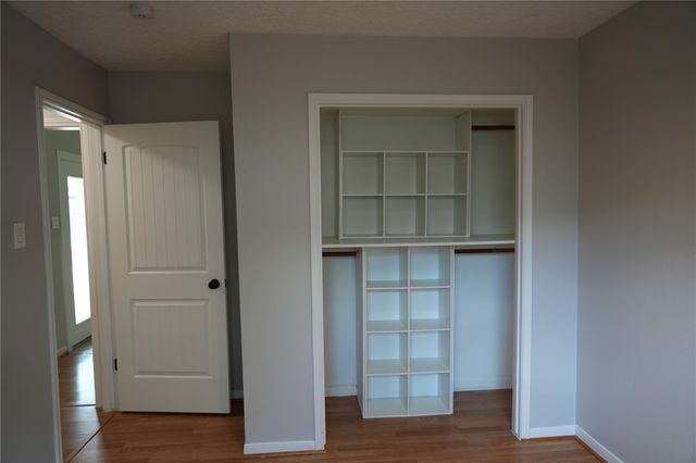 17115 Kings Walk Lane, Houston, TX 77070