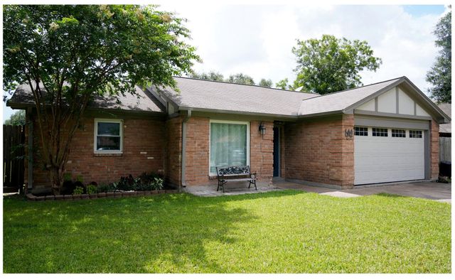 17115 Kings Walk Lane, Houston, TX 77070