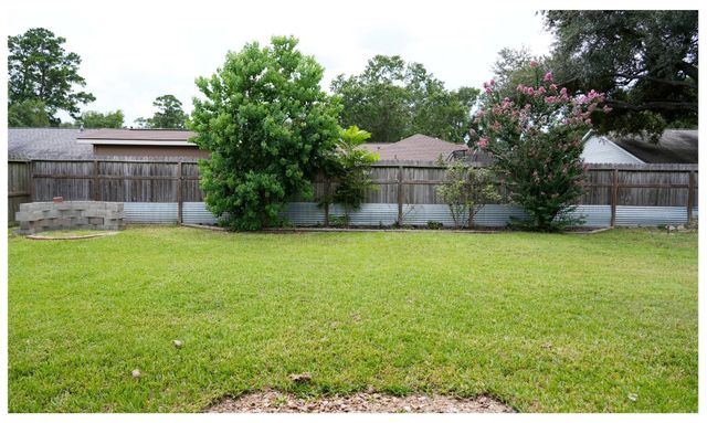 17115 Kings Walk Lane, Houston, TX 77070