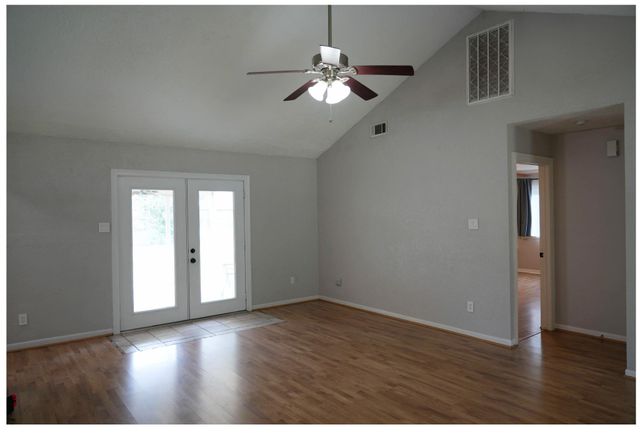 17115 Kings Walk Lane, Houston, TX 77070