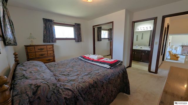 8001 Sandalwood Drive, Lincoln, NE 68510