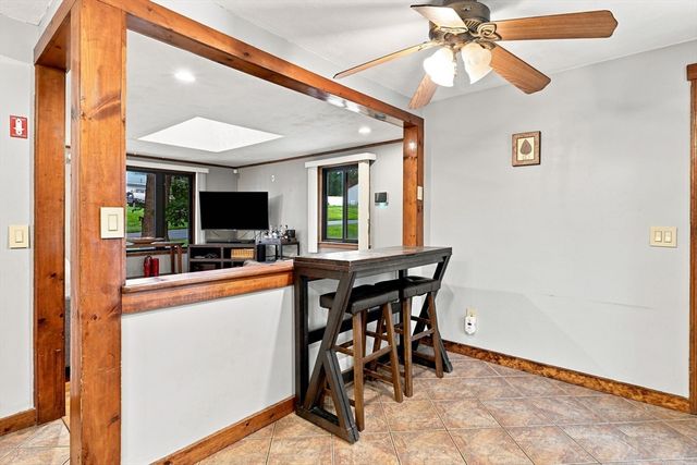 68 Feltham Rd, Springfield, MA 01118