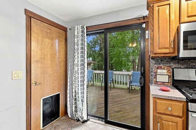 68 Feltham Rd, Springfield, MA 01118