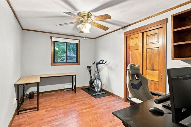68 Feltham Rd, Springfield, MA 01118
