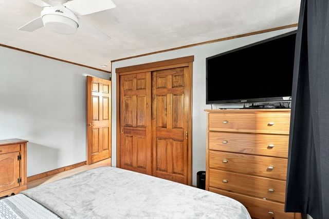 68 Feltham Rd, Springfield, MA 01118