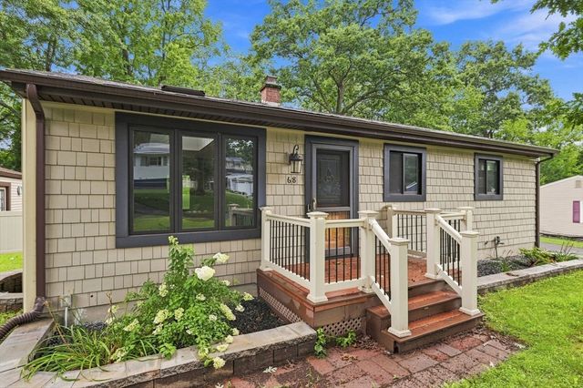 68 Feltham Rd, Springfield, MA 01118