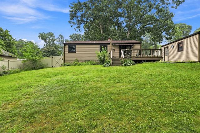 68 Feltham Rd, Springfield, MA 01118