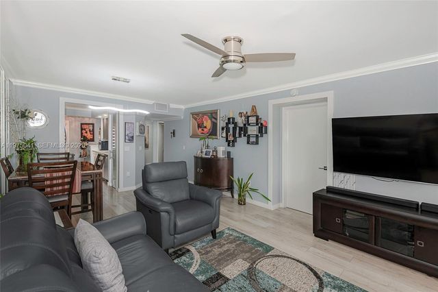 13705 SW 12th Street 104B, Pembroke Pines, FL 33027