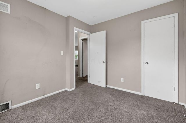 679 Savannah Drive, Columbus, OH 43228