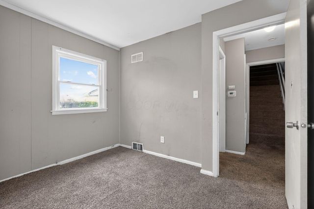 679 Savannah Drive, Columbus, OH 43228