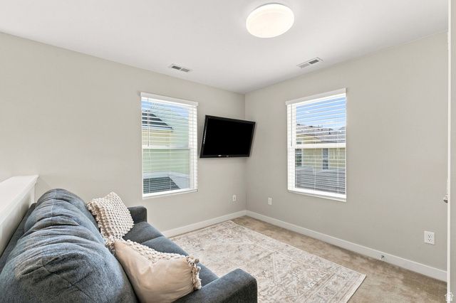 10557 S REDKNIFE DR, South Jordan, UT 84009