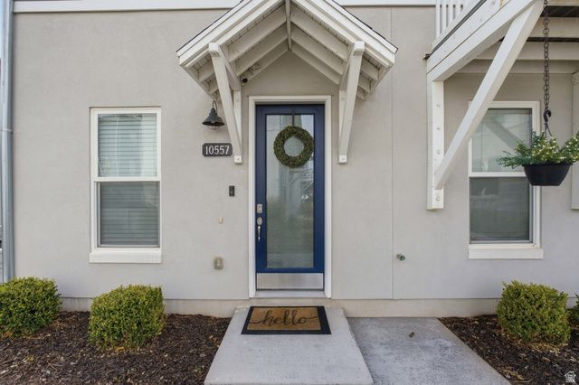 10557 S REDKNIFE DR, South Jordan, UT 84009