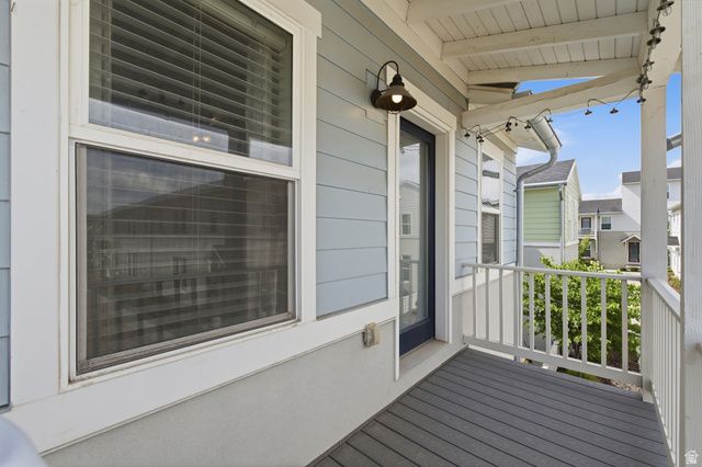 10557 S REDKNIFE DR, South Jordan, UT 84009