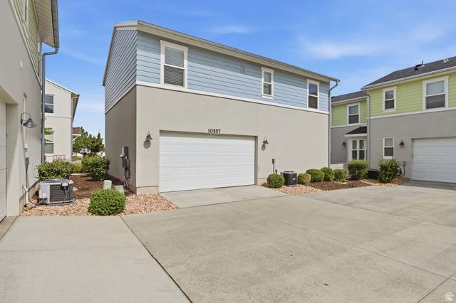 10557 S REDKNIFE DR, South Jordan, UT 84009
