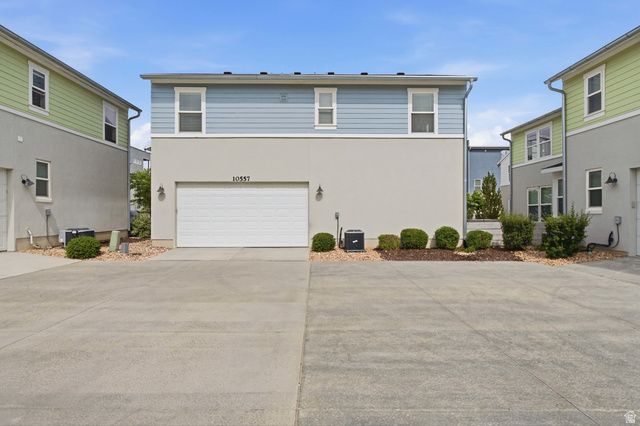 10557 S REDKNIFE DR, South Jordan, UT 84009