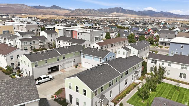 10557 S REDKNIFE DR, South Jordan, UT 84009