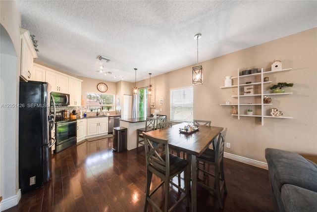 18546 NW 22nd St, Pembroke Pines, FL 33029