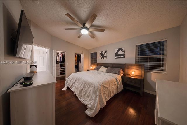 18546 NW 22nd St, Pembroke Pines, FL 33029