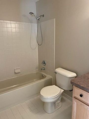 15265 Yale Drive, Clinton Charter Twp, MI 48038