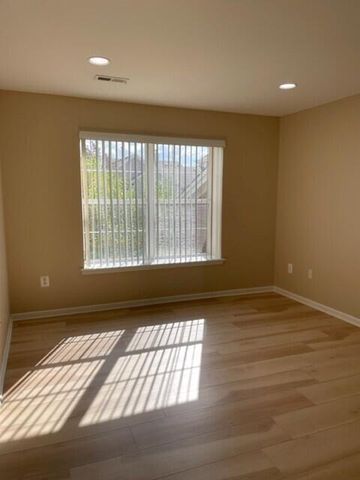 15265 Yale Drive, Clinton Charter Twp, MI 48038