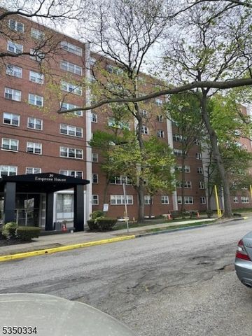 39 E 39Th St 4R, Paterson City, NJ 07514