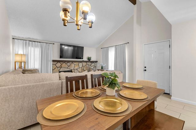 47395 Monroe Street 102, Indio, CA 92201