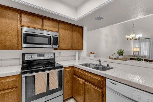 47395 Monroe Street 102, Indio, CA 92201