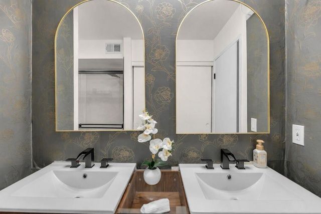 47395 Monroe Street 102, Indio, CA 92201