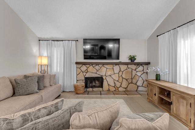 47395 Monroe Street 102, Indio, CA 92201