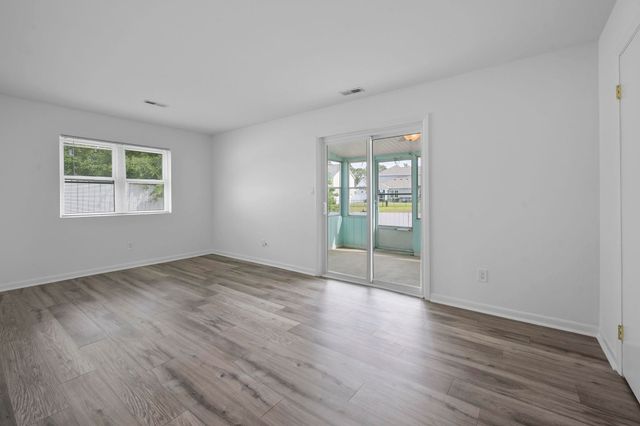1300 Turkey Ridge Rd Apt A, Surfside Beach, SC 29575