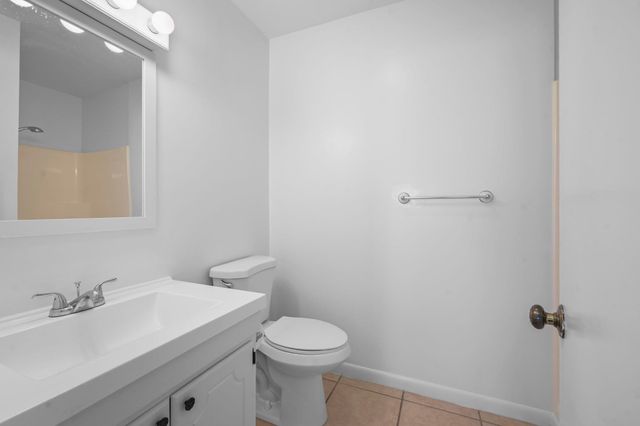 1300 Turkey Ridge Rd Apt A, Surfside Beach, SC 29575