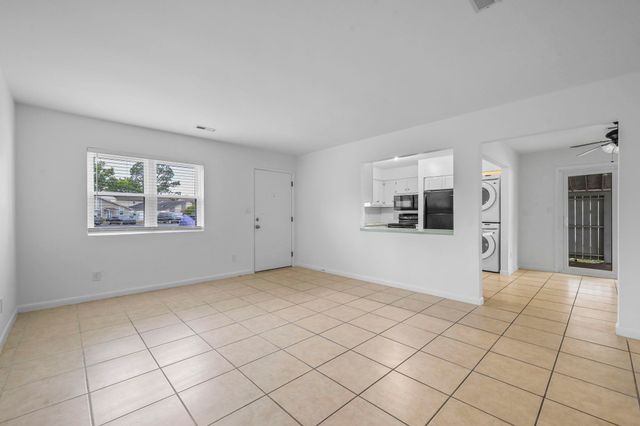 1300 Turkey Ridge Rd Apt A, Surfside Beach, SC 29575