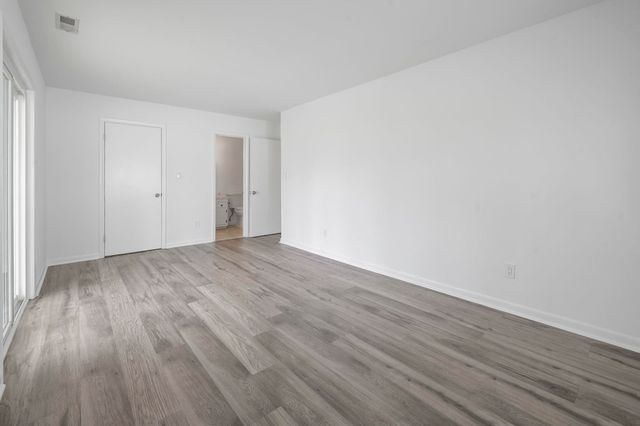 1300 Turkey Ridge Rd Apt A, Surfside Beach, SC 29575