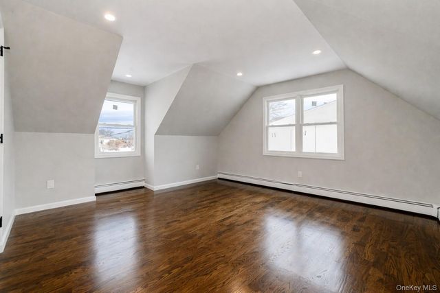 7 Amherst Place, Massapequa, NY 11758