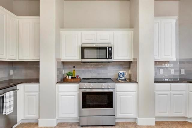103 Maravilla WAY, Horseshoe Bay, TX 78657
